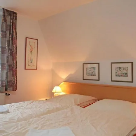 Vakantiehuis In With Swimming Pool Prerow